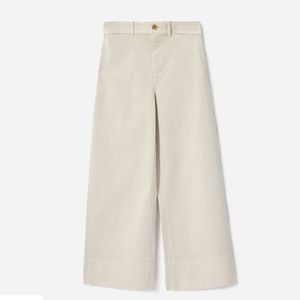 Everlane Lightweight Wide-Leg Crop Chino
